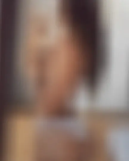 Carolin, 32 Jahre — sexkontakte in Neuburg an der Donau