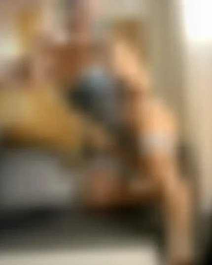 Clara, 28 Jahre — sexkontakte in Hürth